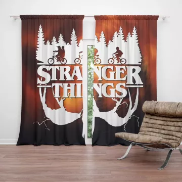 Závěsy Stranger Things Glow: 2 ks - 140x250 cm - Sablio